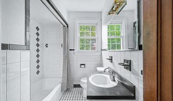 3288 Mendon Rd, Cumberland, RI 02864