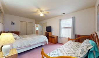90 E Woodland Ave 90, Absecon, NJ 08201