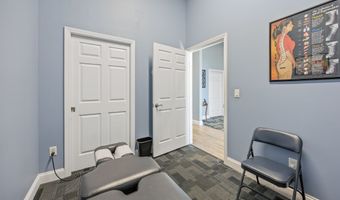 1271 S Broad St, Wallingford, CT 06492
