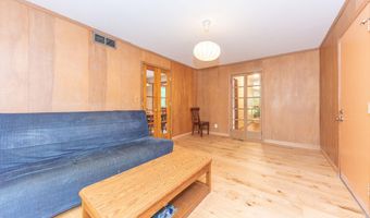 1877 Arlington Blvd, Ann Arbor, MI 48104