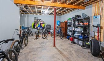 186 Pipers Creek Trl, Ararat, NC 27007
