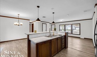 2060 Washington St, Algonac, MI 48001