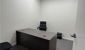 1110 SE 28th St, Bentonville, AR 72712