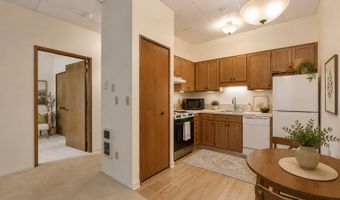 13775 SW SCHOLLS FERRY Rd 106, Beaverton, OR 97008