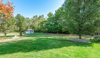 650 Eastpointe Ct, Amherst, OH 44001