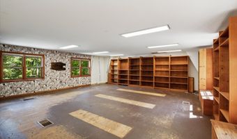 767 George Washington Tpke, Burlington, CT 06013