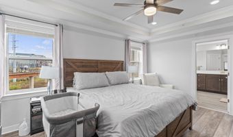 2410 STELLA Pl 2, Alexandria, VA 22303