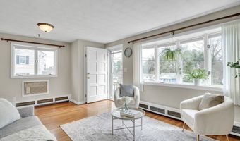 19 Tremlett Rd, Billerica, MA 01821