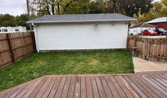 807 6th St, Aurora, NE 68818