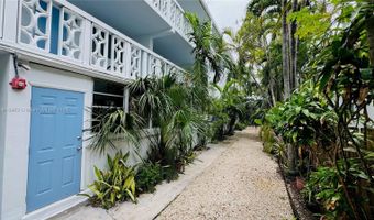 1120 102nd St 7, Bay Harbor Islands, FL 33154