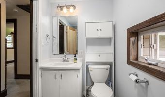 1324 W WASHINGTON St, Appleton, WI 54914