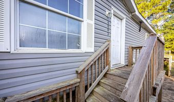6003 E Lamar St, Bay St. Louis, MS 39520
