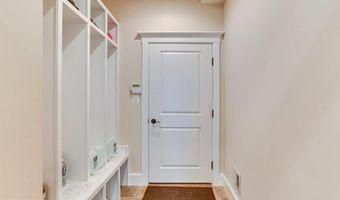6109 KIRBY Rd, Bethesda, MD 20817