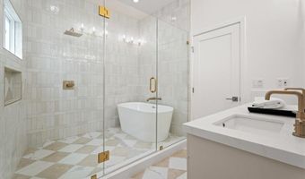 7901 Winsford, Westchester, CA 90045