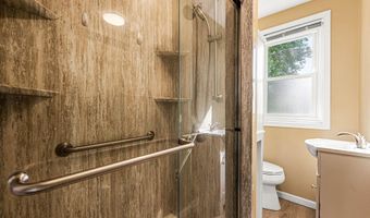 6817 HEGERMAN St, Philadelphia, PA 19135