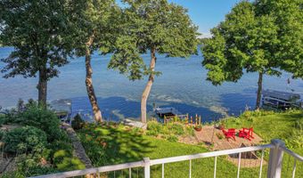 1301 Geneva Dr, Alexandria, MN 56308