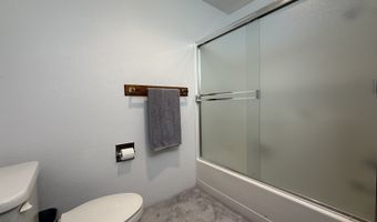 1305 MOORE St 402, Brookings, OR 97415