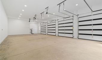 241 Traditions Dr, Alpharetta, GA 30004