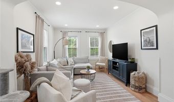 243 Maple Ave, Barrington, RI 02806