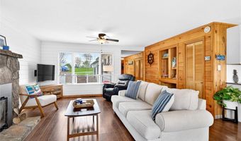 43055 Seaway Ave, Alexandria Bay, NY 13607