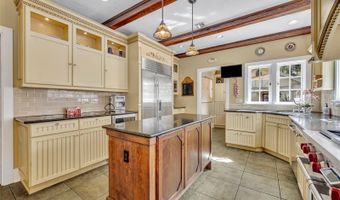 1230 GOLDEN Ln, Orlando, FL 32804