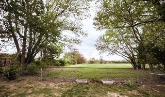 8325 Lake Rd, Indianapolis, IN 46217