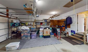 2704 Campus Ln, Albert Lea, MN 56007