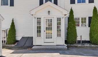 997 Washington St, Bath, ME 04530