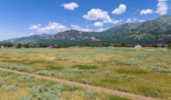 LAKE CABIN Drive, Alpine, WY 83128