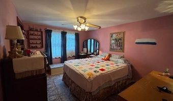 4 Hatherly St, North Providence, RI 02911