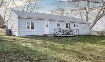 11 Granada Ter, Middletown, RI 02842
