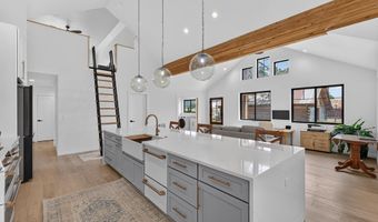 800 N Main St, Cascade, ID 83611