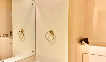 66 Meadow Ln, Barnwell, SC 29812