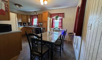 35 Hillcrest Ter, Brattleboro, VT 05301