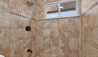 6307 COTTONWOOD Dr, Alexandria, VA 22310