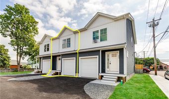 400 Juniper St B, East Providence, RI 02914