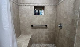 18 Madison St, Beattyville, KY 41311