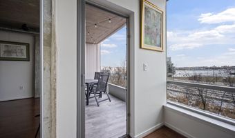 1200 STEUART St 312, Baltimore, MD 21230