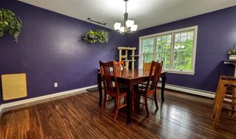 131 Pine Cir, Bennington, VT 05201