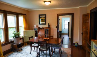 1011 W OKLAHOMA St, Appleton, WI 54914