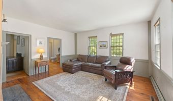 16 Burgess Rd, Foster, RI 02825