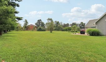 151 South St, Southport, IN 46227