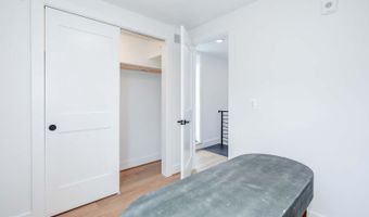 2601 30TH St NE 11, Washington, DC 20018