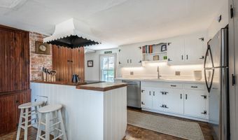 227 New Milford Rd E, Bridgewater, CT 06752