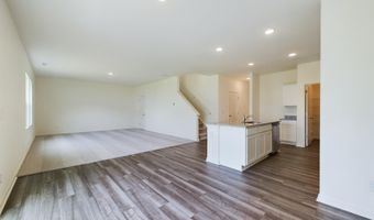 32 Moss Oaks Ct, Angier, NC 27501