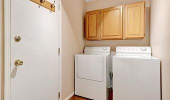 8210 Dagan St, Anchorage, AK 99502