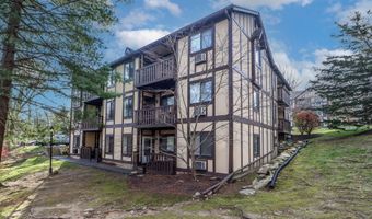 28 Rollingwood Dr 28, Brookfield, CT 06804