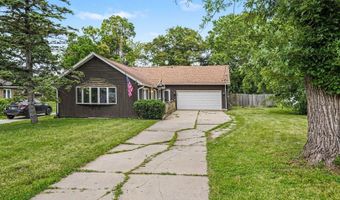 26330 W Grapevine Ave, Antioch, IL 60002
