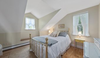 22 Porter Rd, Belfast, ME 04915