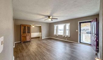 815 N 7th St, Arkansas City, KS 67005